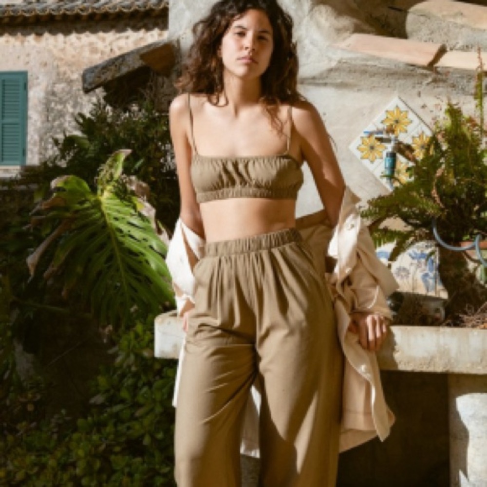 OZMA Wide Leg Tan Pants & Top color Laurel 
Both M